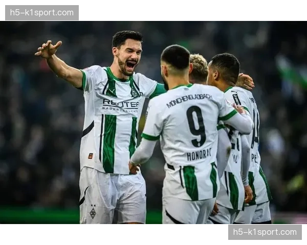 实时数据:门兴格拉德巴赫对阵沃尔夫斯堡,上半场跑动距离已超赛季平均