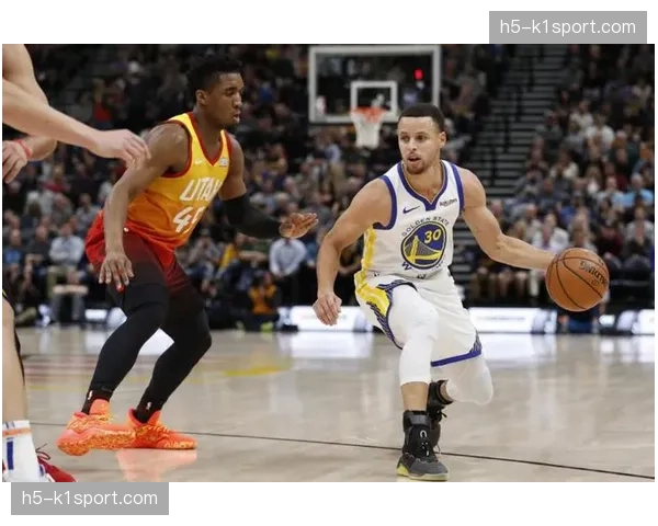 天气预报：鹈鹕主场迎战太阳，当地潮湿天气可能影响篮球表面触感